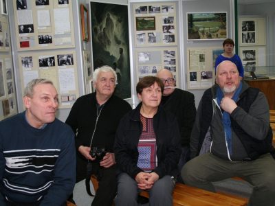 В музее гости из Франции. 12.03.2019. фото Александры Абрамовой